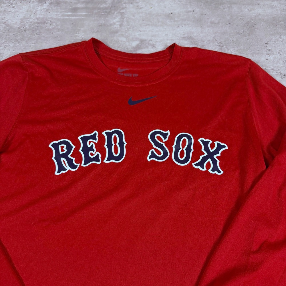 Nike Boston Red Sox Long Sleeve Dri-Fit Shirt Medium Red Gorpcore